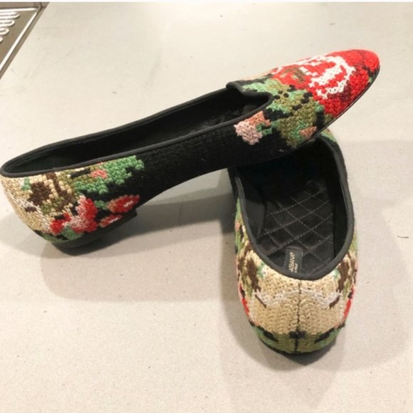 Dolce & Gabbana Shoes Dolce Gabbana Floral Needlepoint Flats Poshmark